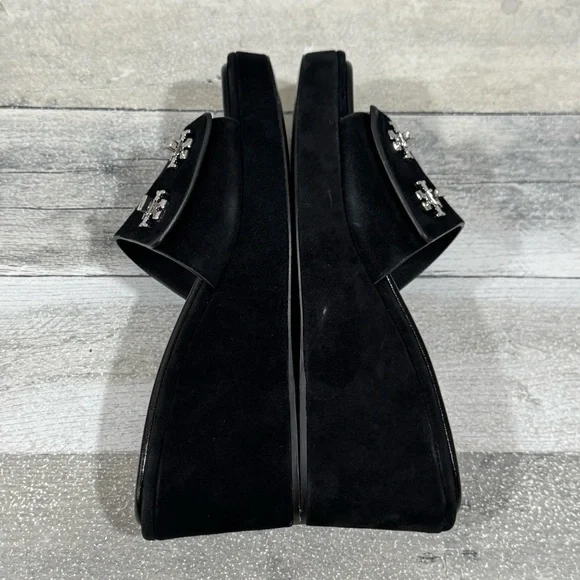 TORY BURCH T-Lock Wedge Sandal - Perfect Black Suede - Size - 7.US